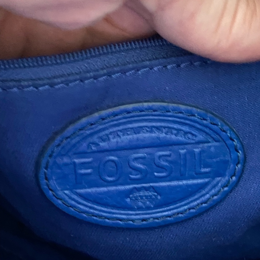 Fossil Blue Crossbody - Picture 8 of 8